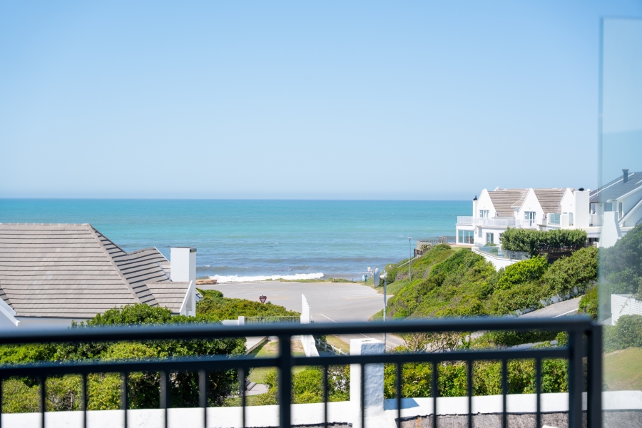 5 Bedroom Property for Sale in St Francis Bay Village Eastern Cape